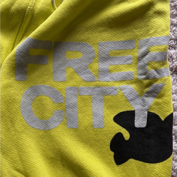 Freecity Neon Yellow Sweatpants with Relaxed Fit and Lightweight Material - Picture 3 of 4